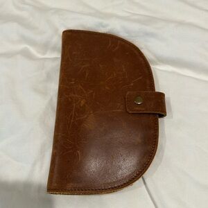 Able Half Moon Wallet